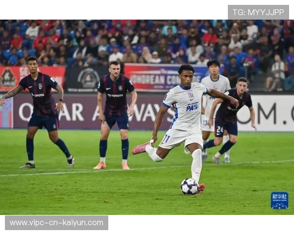 上海申花被柔佛新山逆转，赛后换人策略备受指责，申花 上海